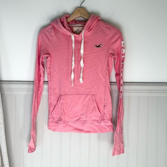 Hollister Tops - Y2K Hollister Small Pink Hooded Long Sleeve Tee